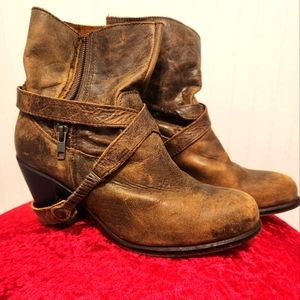 Corral boots